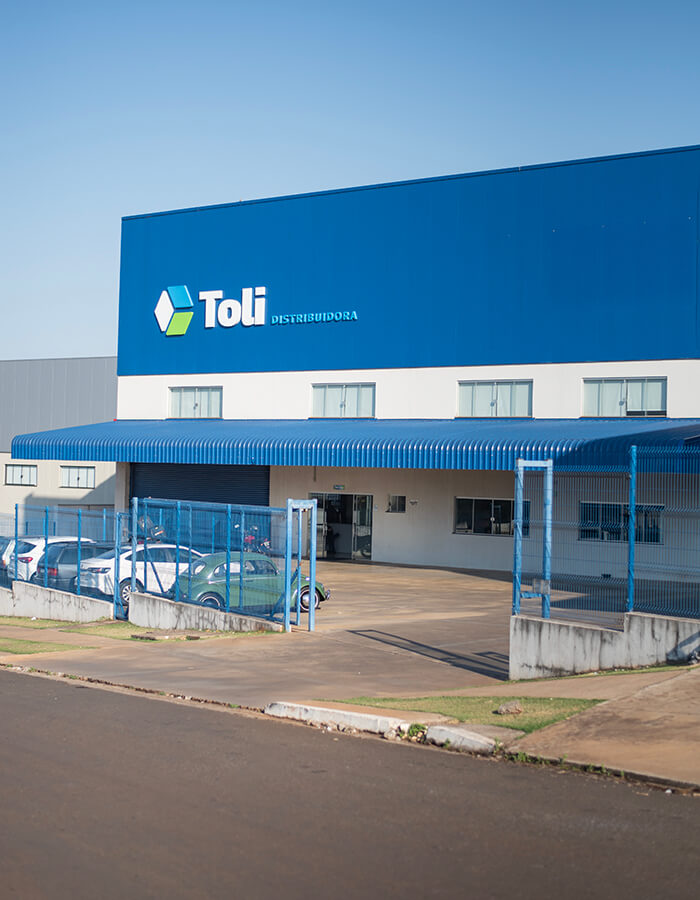 Fachada da Toli Distribuidora de Autopeças em Maringá